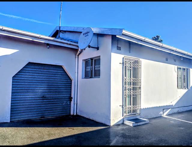 3 BEDROOM HOUSE FOR SALE IN SHALLCROSS